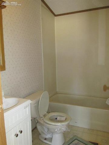 255 South Page Road Colorado Springs, CO 80930 - Photo 14 of 17 A full bath in the hallway.