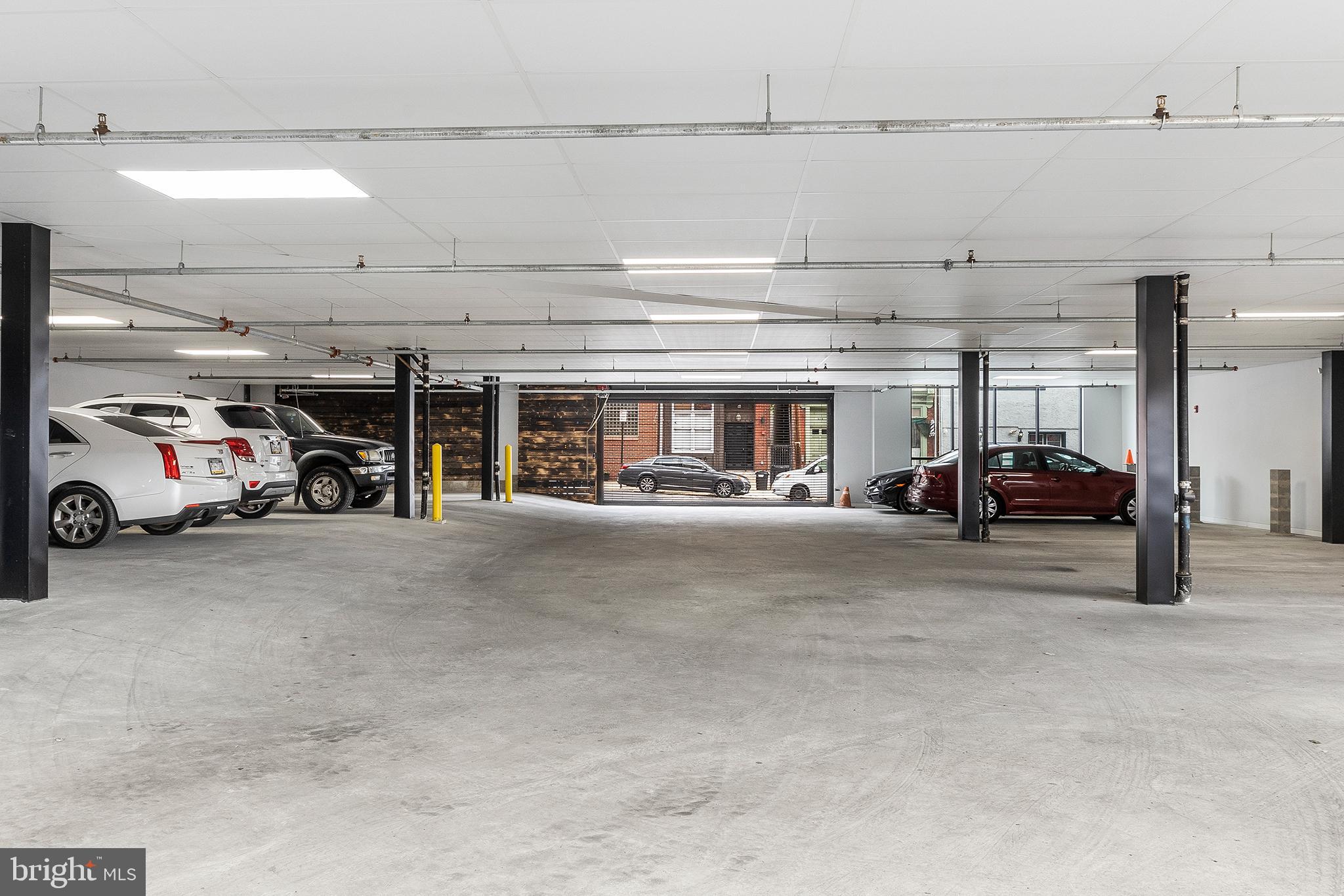 5102 Rochelle Avenue, Unit 13 Philadelphia, PA 19128 - Photo 4 of 12