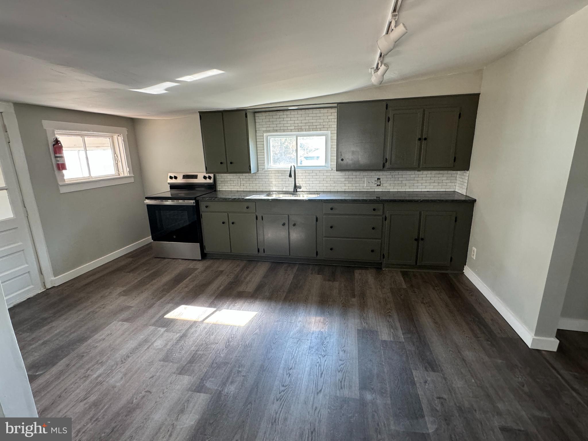 2558 Hill Road Reading, PA 19606 - Photo 12 of 25
