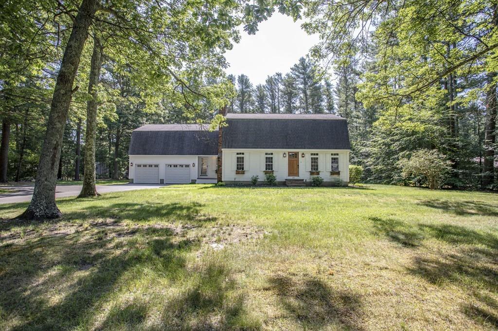 249 Titicut Road Raynham, MA 02767 - Photo 5 of 42 Gallery Image 5