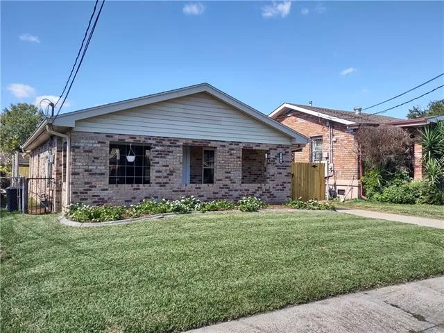 $2,000 | 1744 Plaza Drive, Marrero, LA 70072