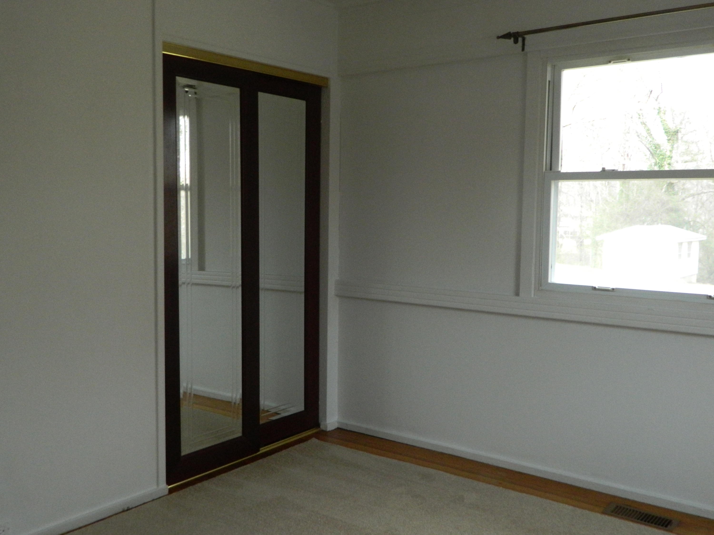 126 Outer Drive Oak Ridge, TN 37830 - Photo 10 of 15 DSCN4267