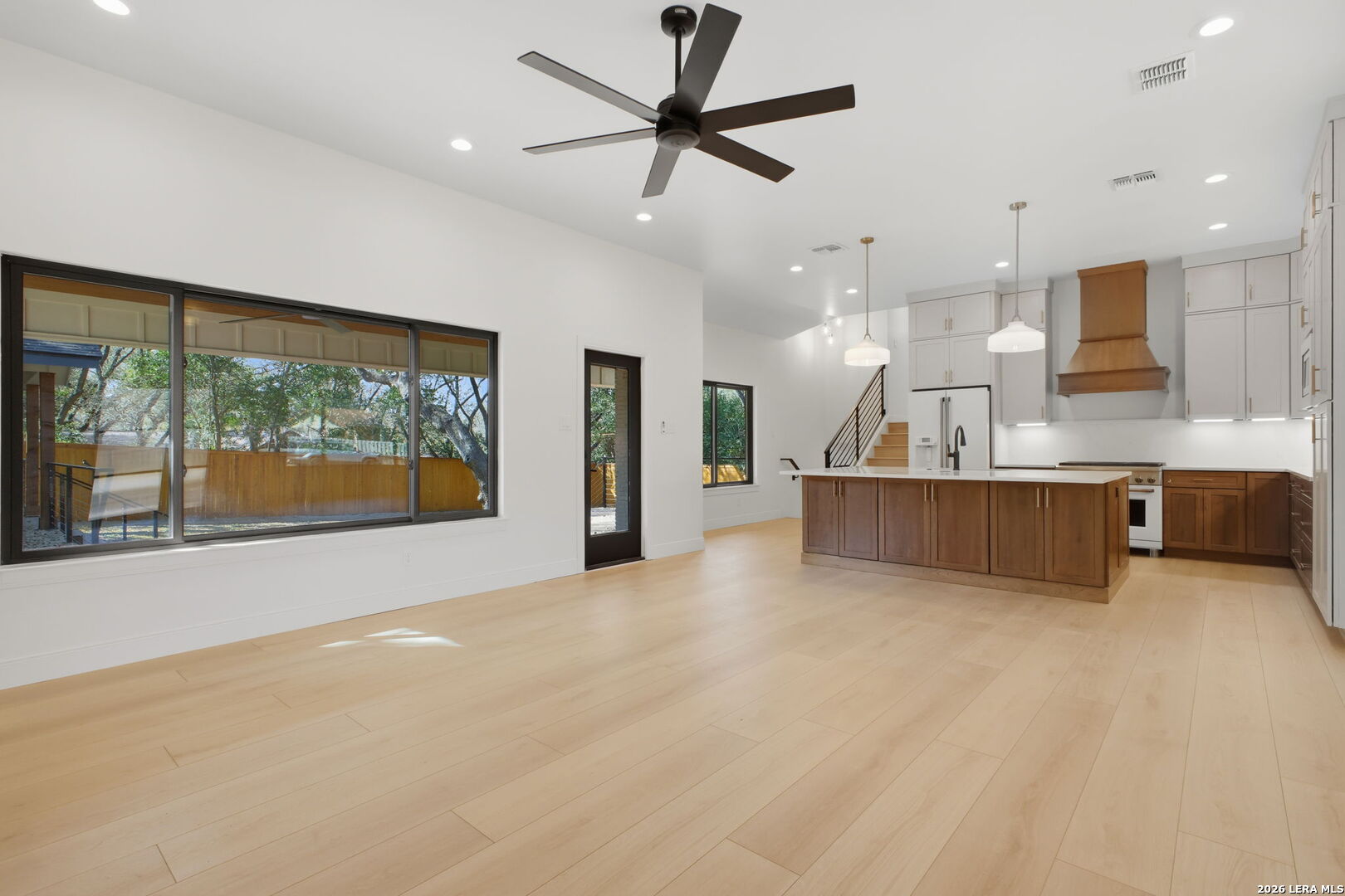 118 Tigertail Road Hollywood Park, TX 78232 - Photo 15 of 50