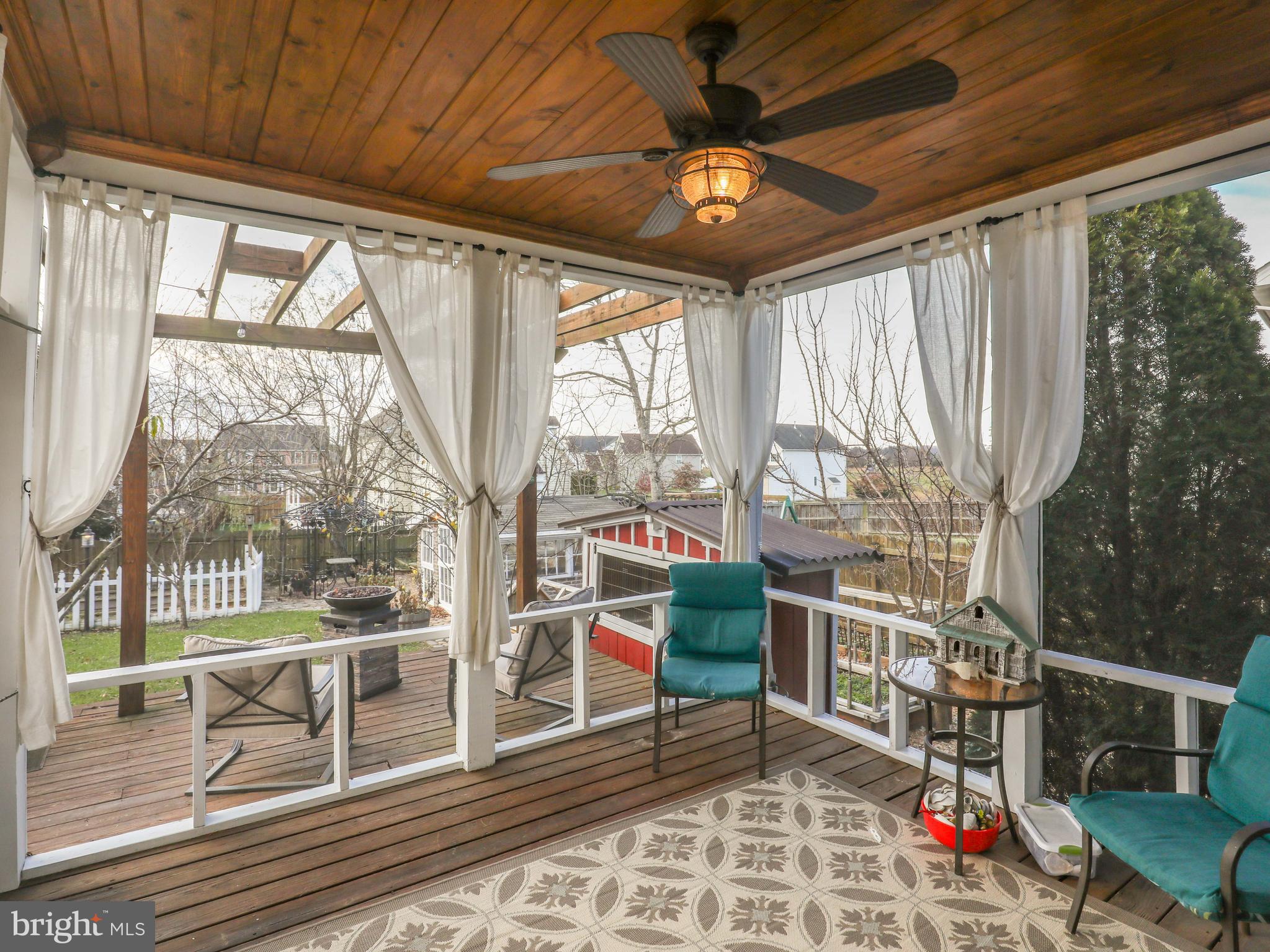 457 Canyon Road Winchester, VA 22602 - Photo 36 of 47 Screened in porch