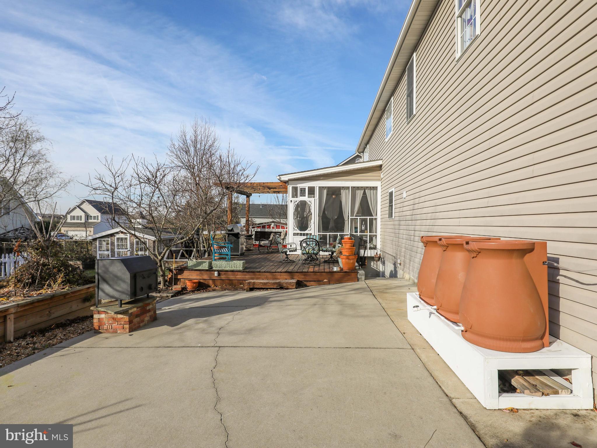 457 Canyon Road Winchester, VA 22602 - Photo 40 of 47 Rain barrel system
