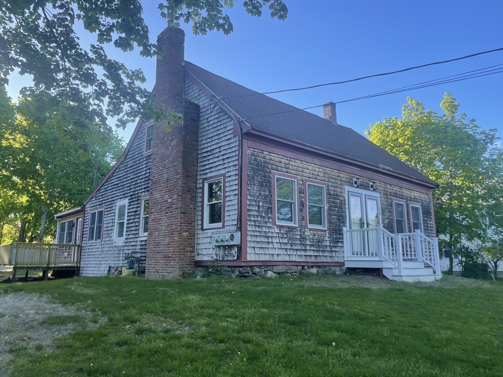 127 King Street Hanover, MA 02339 - Photo 1 of 33