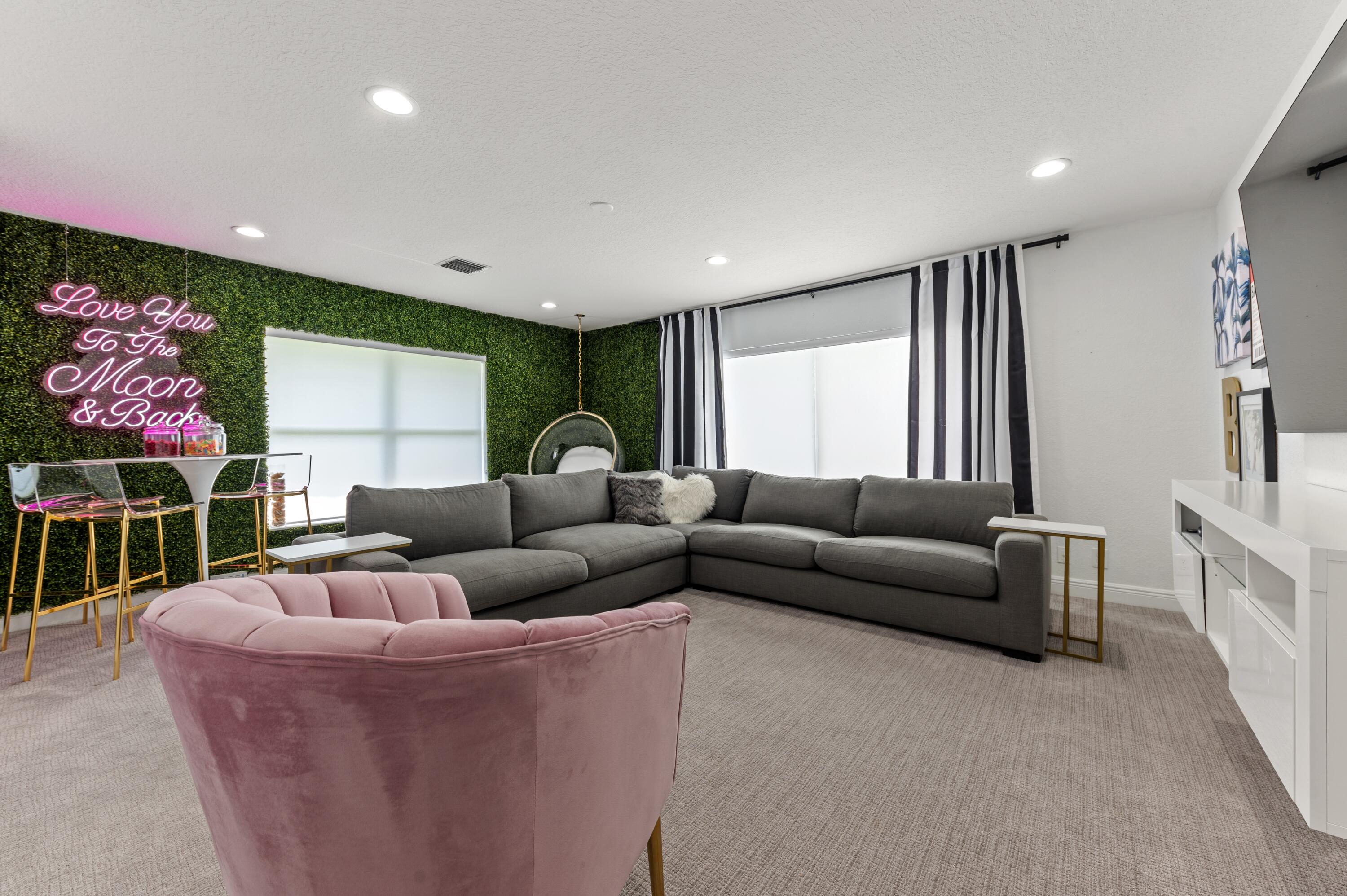 8330 Sawpine Road Delray Beach, FL 33446 - Photo 11 of 18 Den/Media