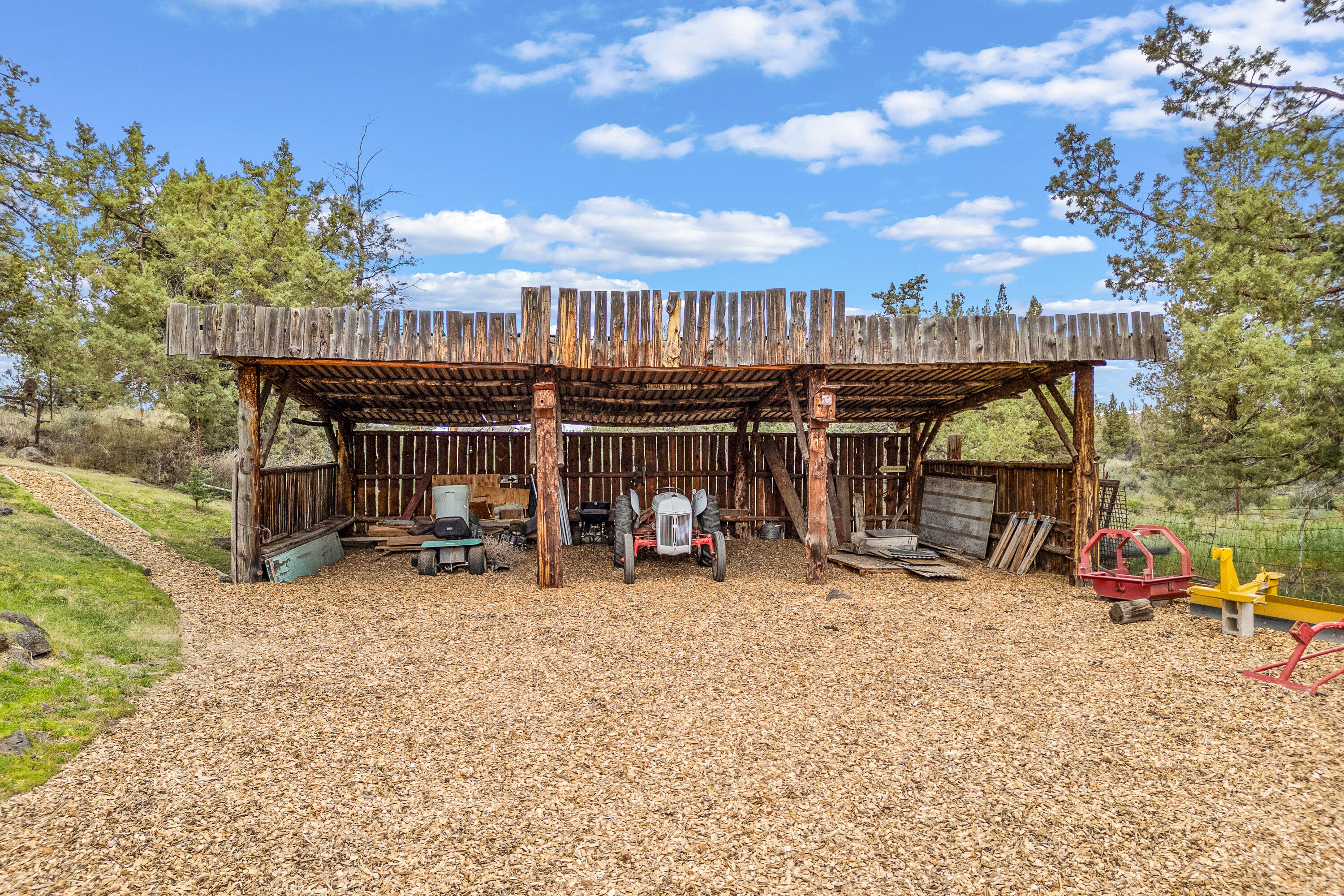 62760 Dixon Loop Bend, OR 97701 - Photo 52 of 69 48 storage stalls