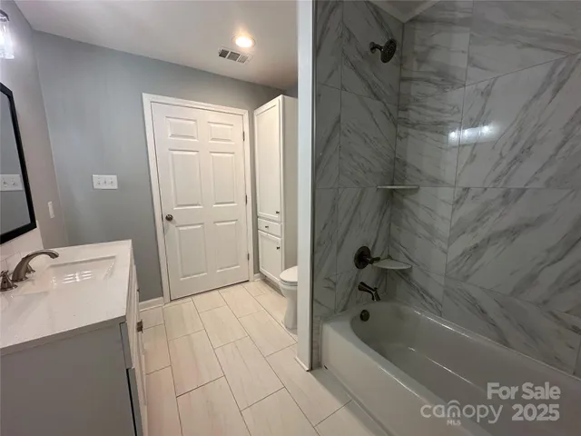 $399,900 | 10517 Starwood Drive, Charlotte, NC 28215