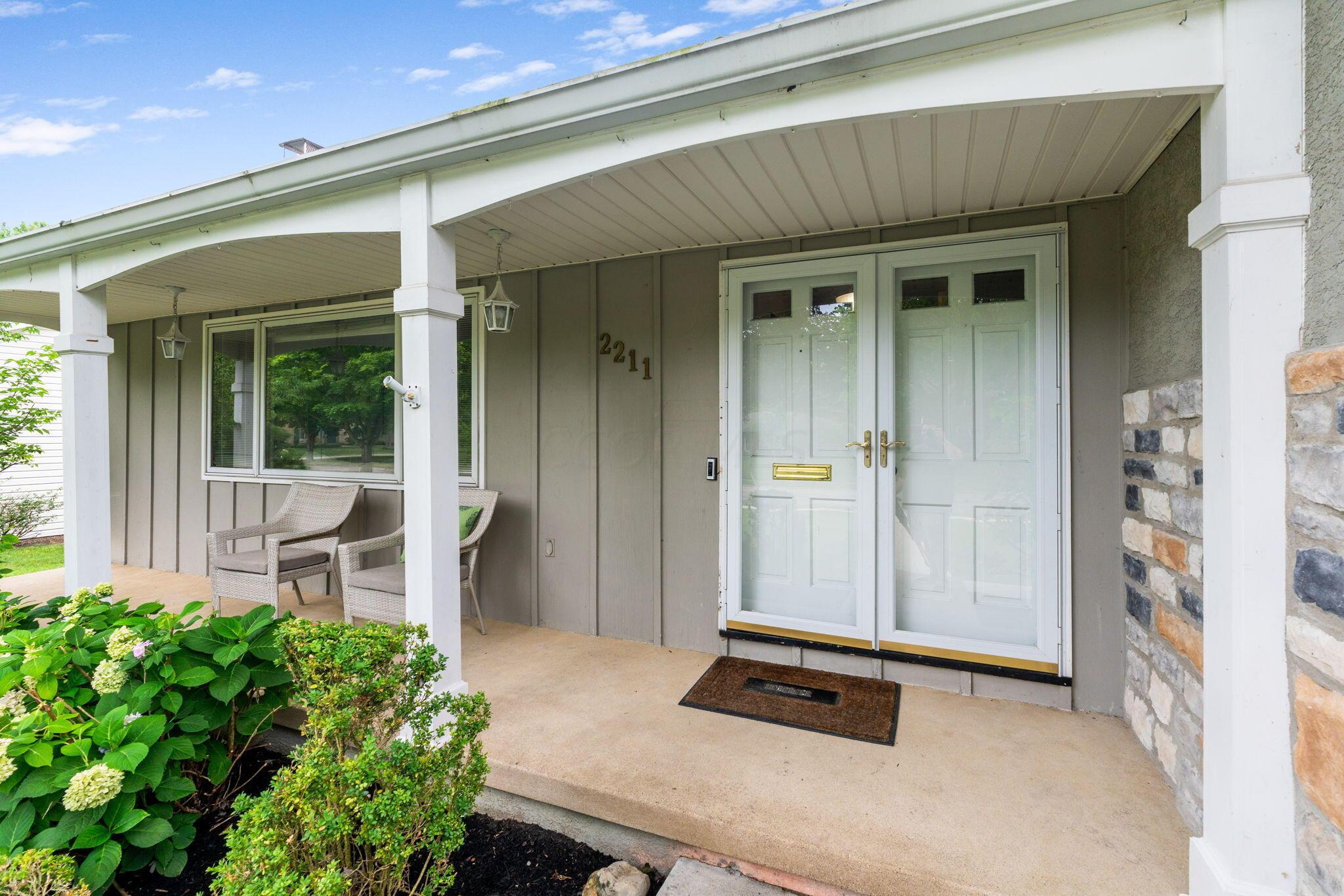 2211 Sheringham Road Columbus, OH 43220 - Photo 58 of 73 2211 Sheringham Rd (Exterior)-10