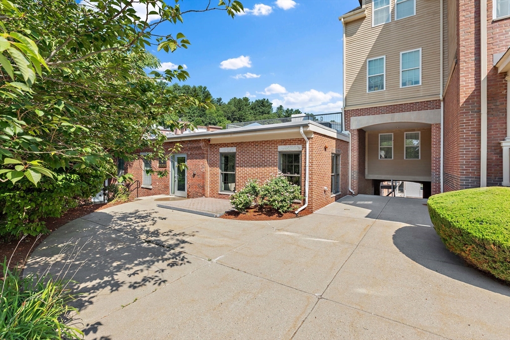 4 Powder Mill Square, Unit 107 Andover, MA 01810 - Photo 25 of 26 Gallery Image 25