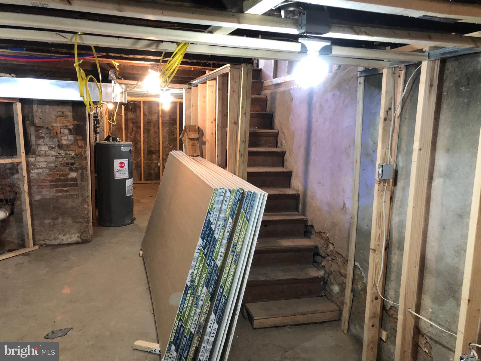 2514 West Seybert Street Philadelphia, PA 19121 - Photo 6 of 15