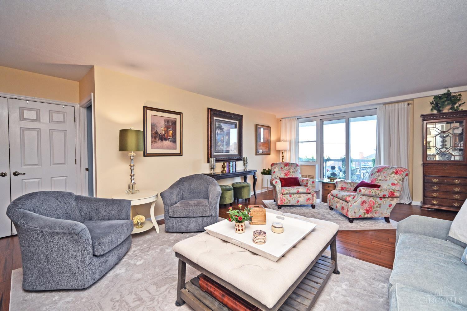 2444 Madison Road, Unit 210A Cincinnati, OH 45208 - Photo 10 of 44 Gallery Image 10