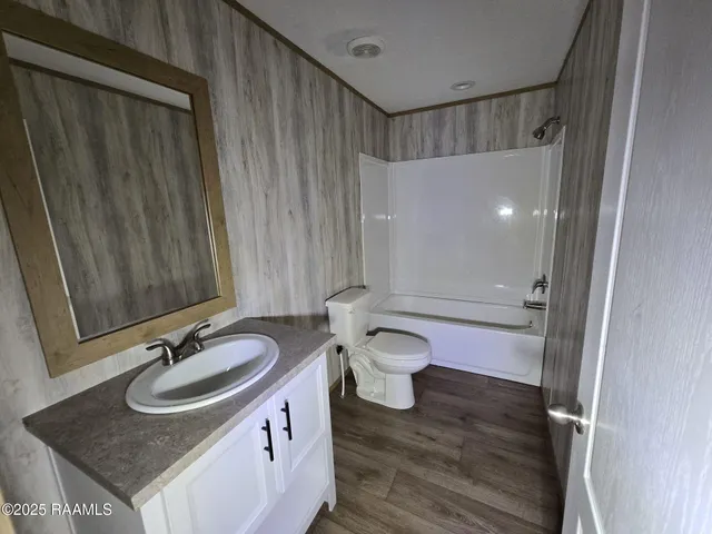 $159,900 | 1130 B Nassans Road, St. Martinville, LA 70582