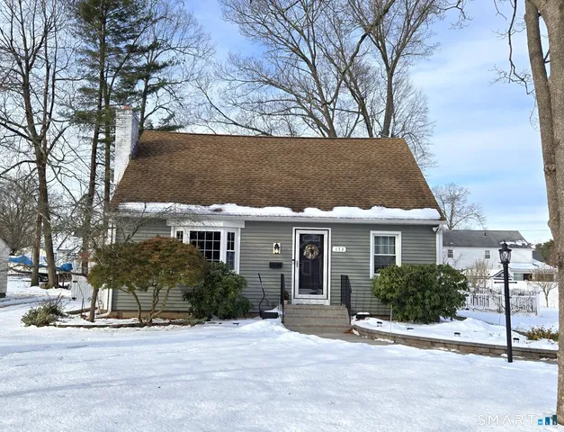 $359,000 | 173 Rockwell Avenue, Plainville, CT 06062