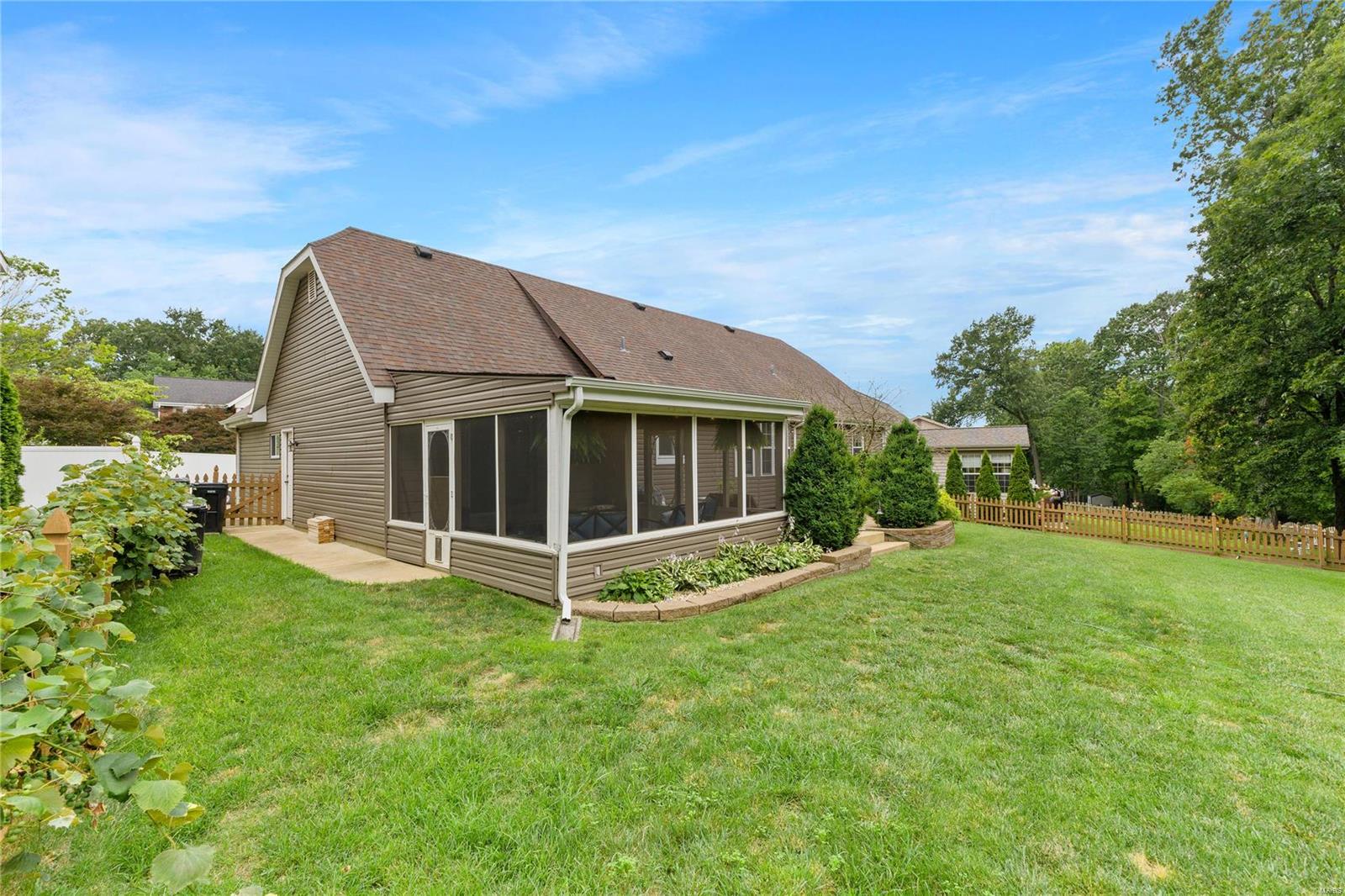 7033 Chalkstone Road St. Louis, MO 63129 - Photo 35 of 40 Gallery Image 35
