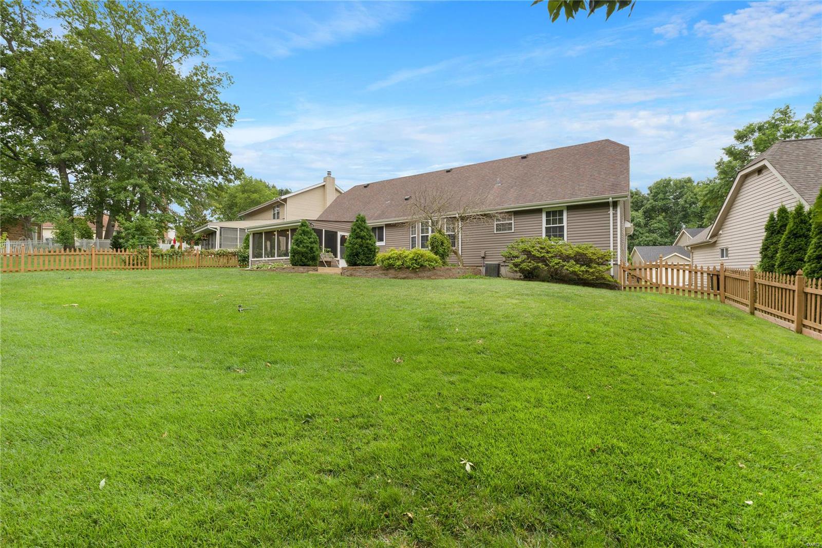 7033 Chalkstone Road St. Louis, MO 63129 - Photo 36 of 40 Gallery Image 36