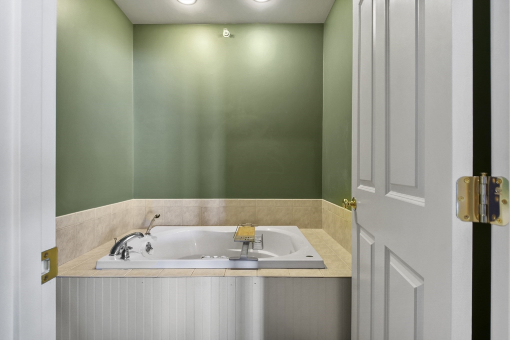 919 Bay Street, Unit 106 Fall River, MA 02724 - Photo 17 of 34