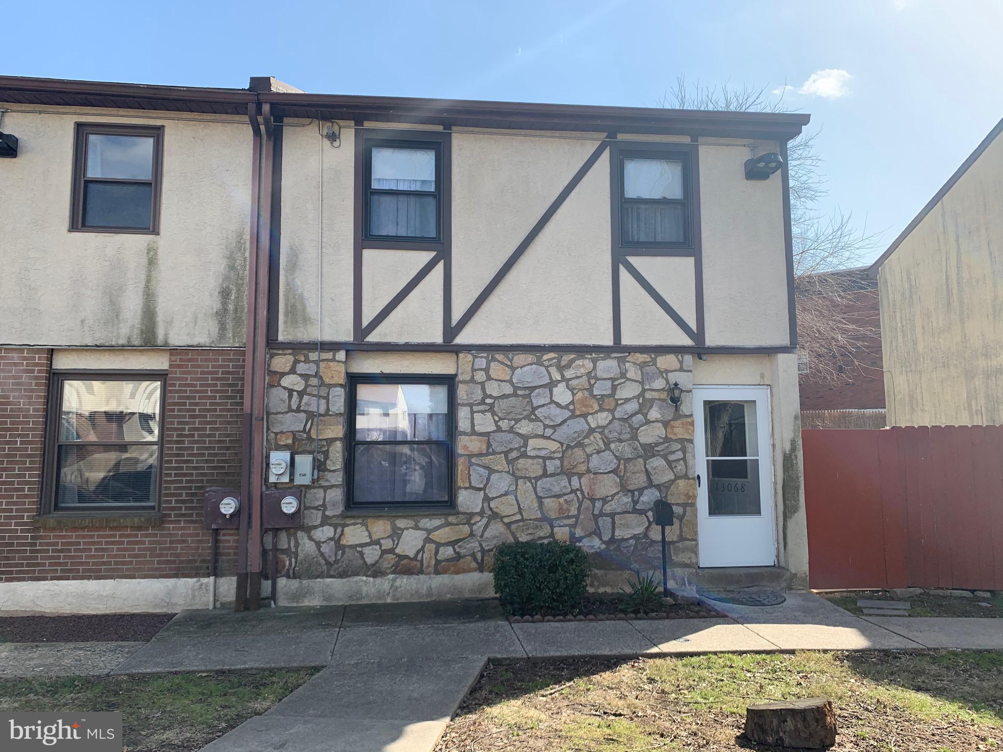 13068 Townsend Road, Unit E1 Philadelphia, PA 19154 - Photo 3 of 13