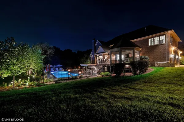 $2,175,000 | 675 Old Barrington Road, North Barrington, IL 60010