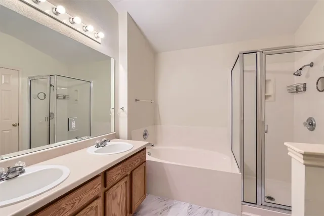 $1,800 | 716 Scheel Road, Kyle, TX 78640