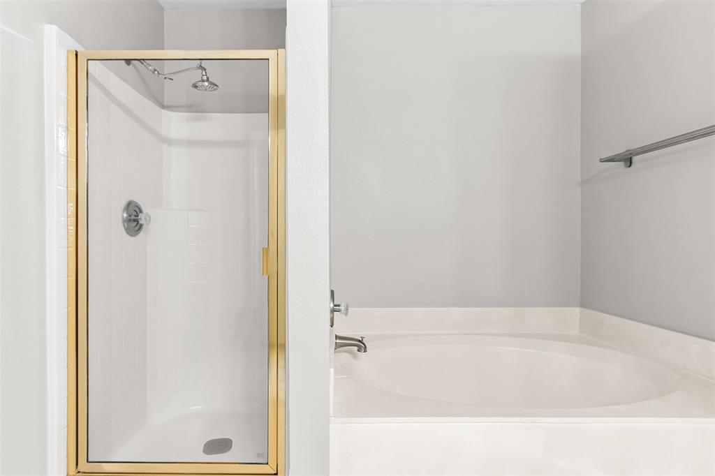 2039 Diamond Ridge Drive Carrollton, TX 75010 - Photo 21 of 30