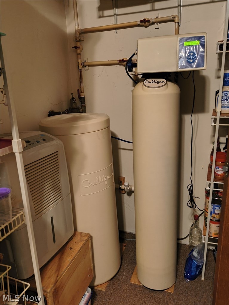 10174 Veto Road Belpre, OH 45714 - Photo 40 of 45 Water softener system.
