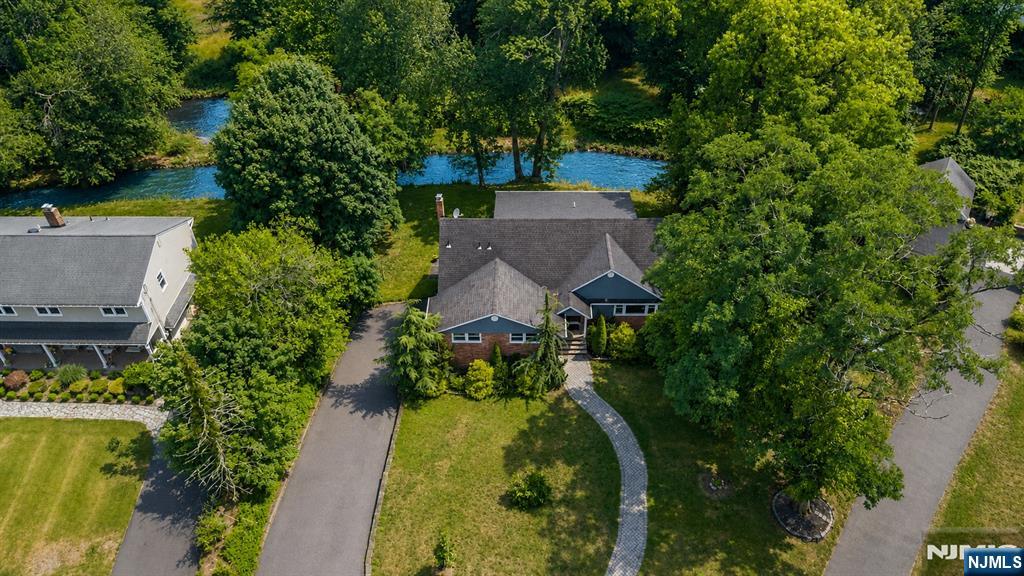 375 Queens Court Ridgewood, NJ 07450 - Photo 45 of 50