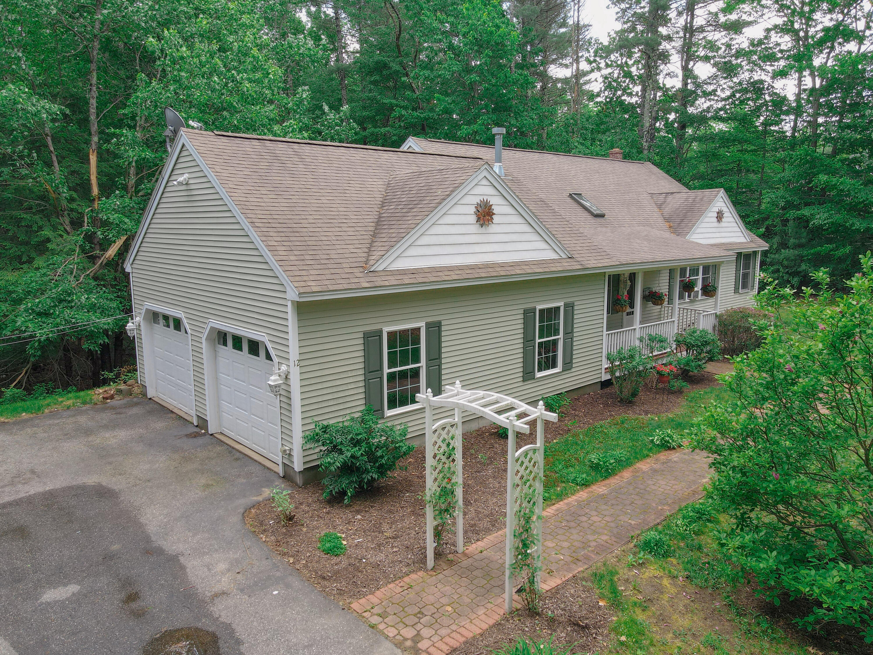 12 Doe Mdw Lane Springvale, ME 04083 - Photo 2 of 43 Front