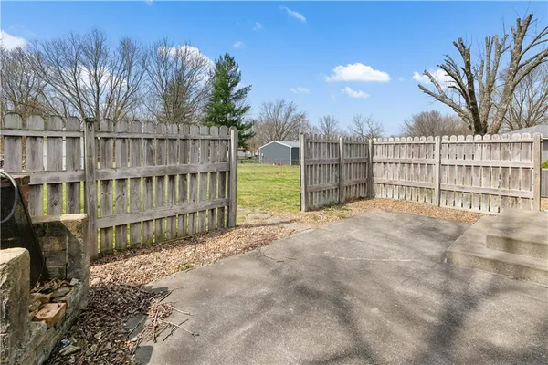 $269,900 | 27297 U Highway, Sedalia, MO 65301