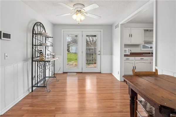 $269,900 | 27297 U Highway, Sedalia, MO 65301