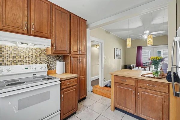$229,900 | 410 East Lafayette Street, Monticello, IL 61856
