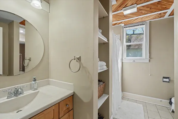 $229,900 | 410 East Lafayette Street, Monticello, IL 61856