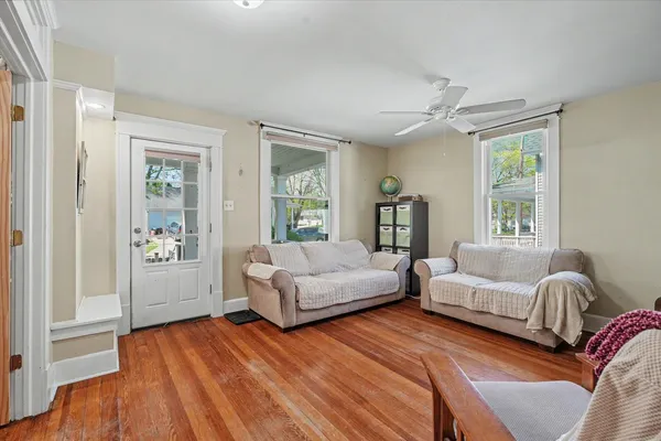 $229,900 | 410 East Lafayette Street, Monticello, IL 61856
