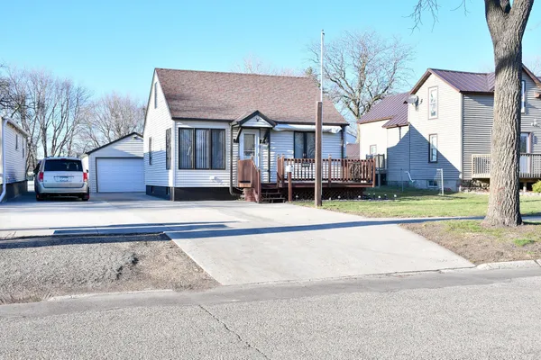 $210,000 | 1539 Dover Street, Worthington, MN 56187