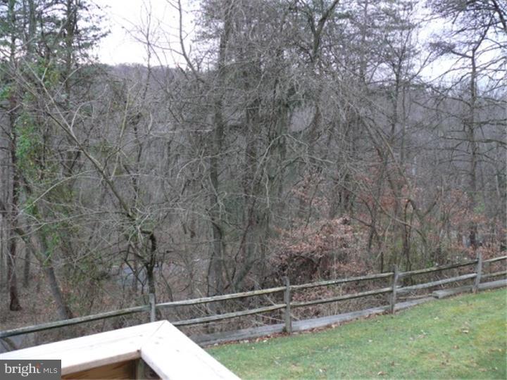 879 Furnace Road Morgantown, PA 19543 - Photo 4 of 23 Gallery Image 4