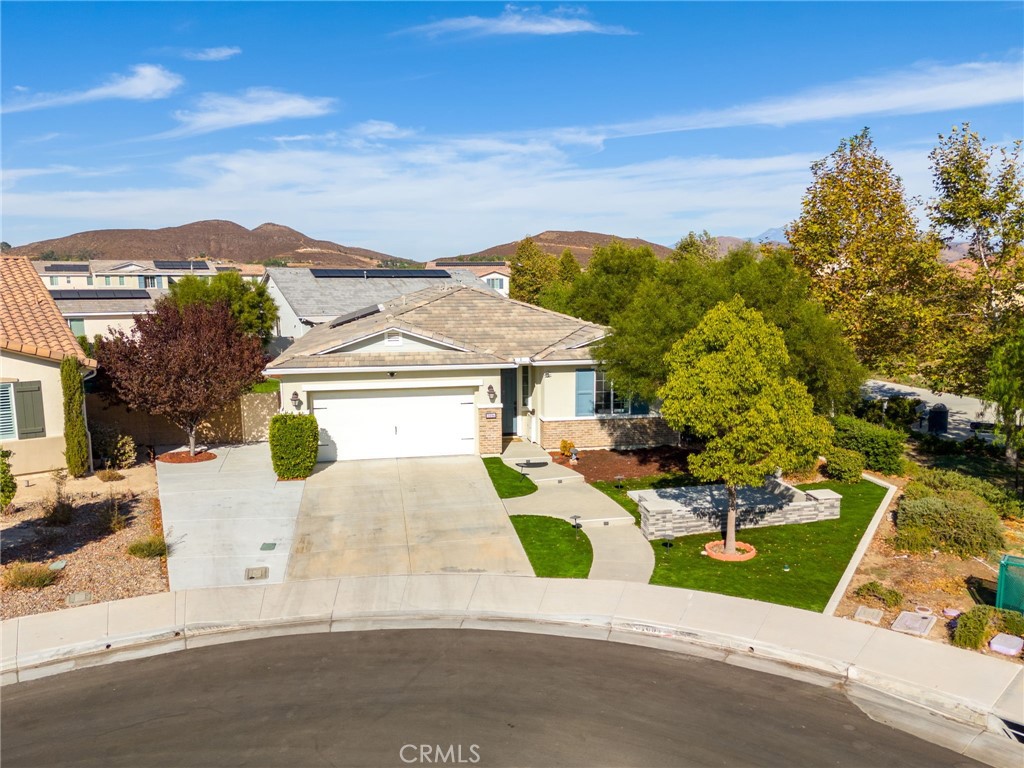 31094 Branches Circle Winchester, CA 92596 - Photo 1 of 32 front view of a house with a patio