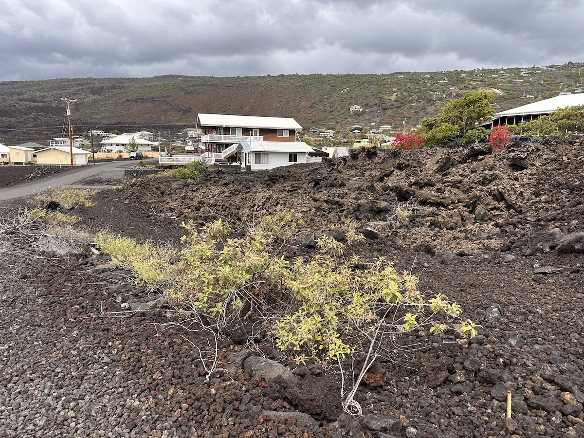 8 Akahi Avenue Captain Cook, HI 96704 - Photo 8 of 10 a view of a lake with a city