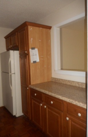 1117 South Old Wilke Road, Unit 106 Rolling Meadows, IL 60005 - Photo 8 of 13 a bathroom with a shower and a sink