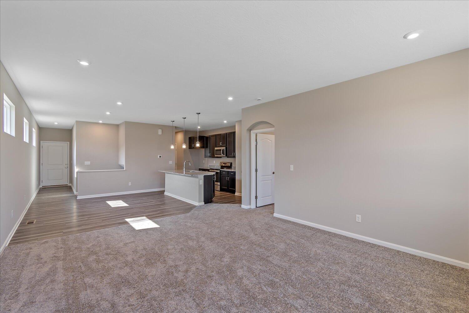2384 Bella Ridge, Unit 170B Covington, KY 41017 - Photo 7 of 31 Gallery Image 7