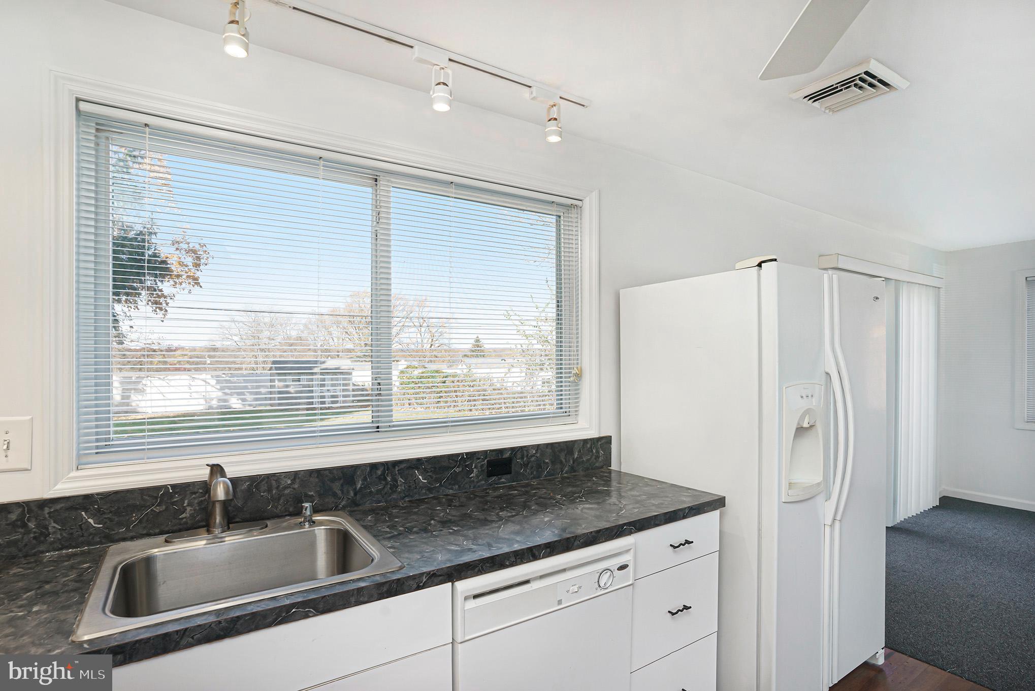2911 Penn Square Road Norristown, PA 19401 - Photo 11 of 34 Gallery Image 11
