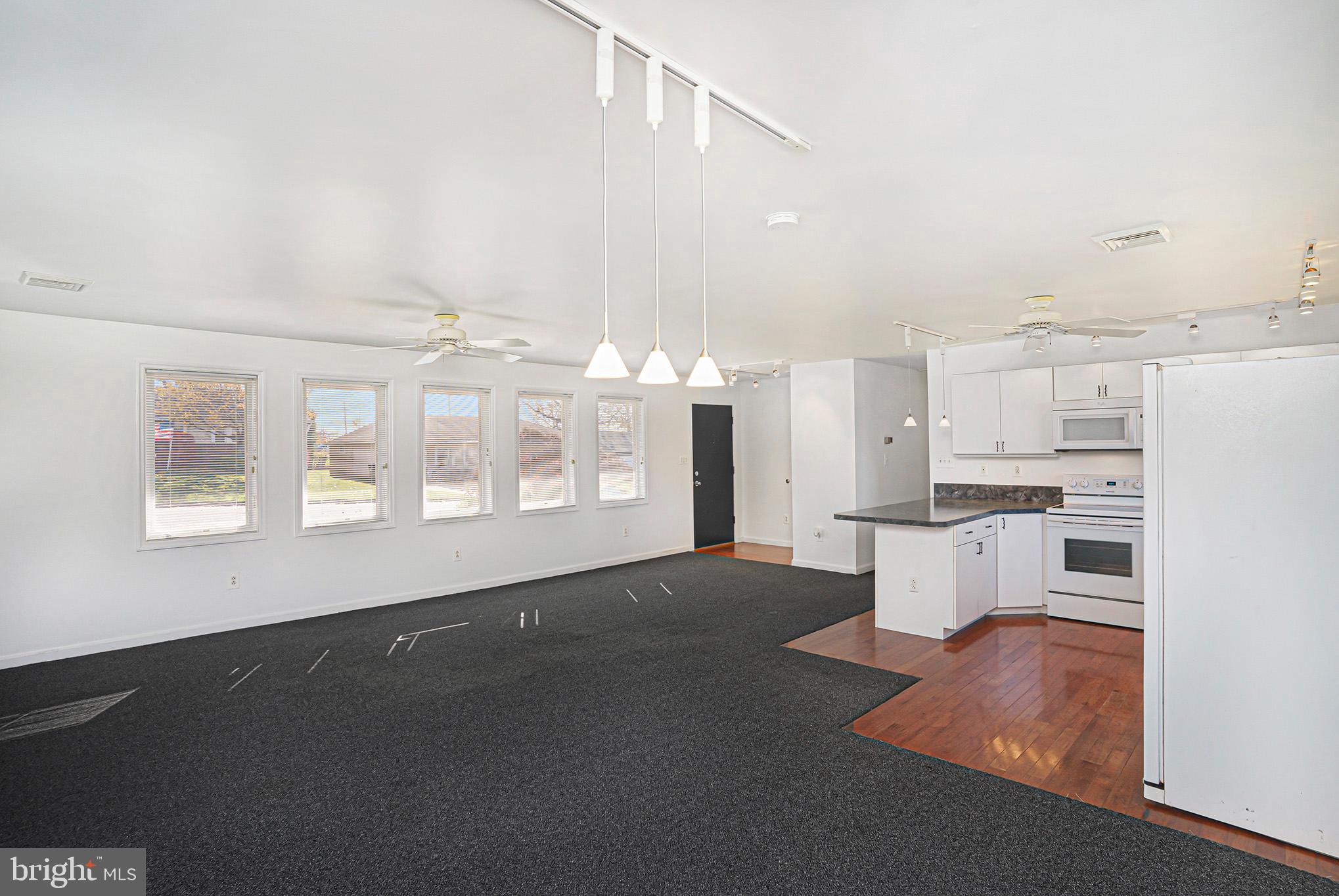 2911 Penn Square Road Norristown, PA 19401 - Photo 9 of 34 Gallery Image 9