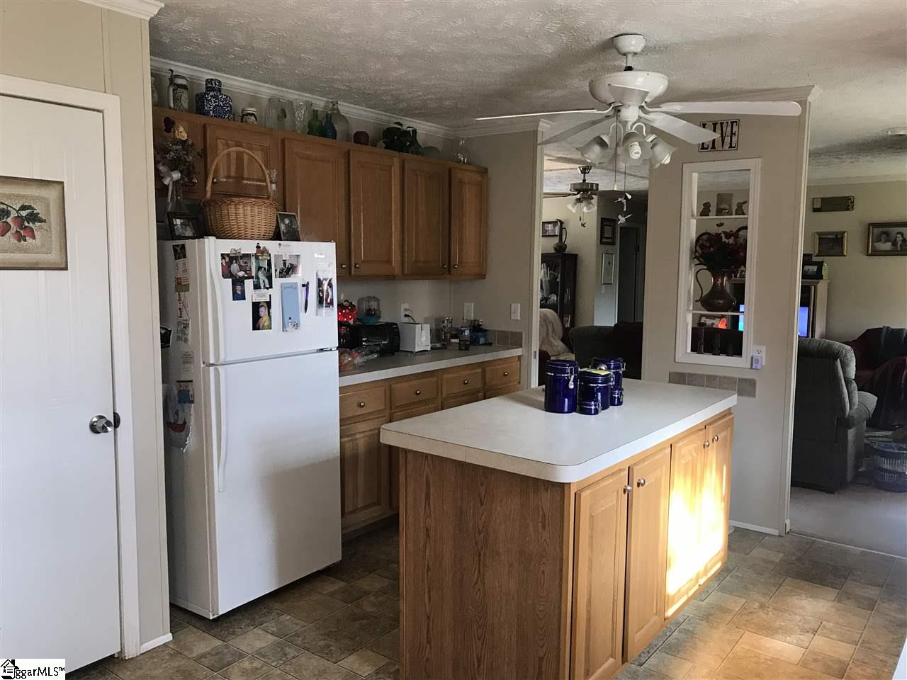 569 Rotterdam Road Liberty, SC 29657 - Photo 6 of 17