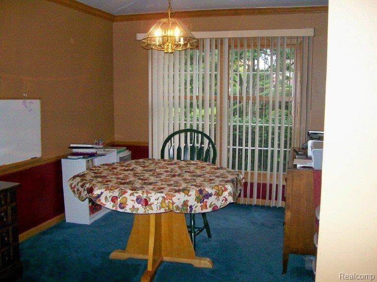626 Lexington Drive Rochester, MI 48307 - Photo 7 of 22 lex-dining room