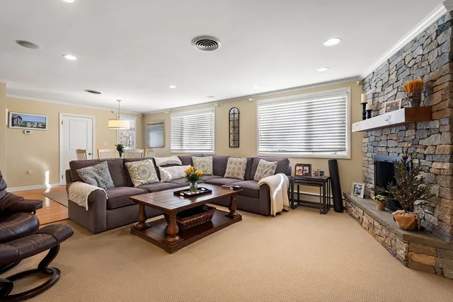 $1,300,000 | 4 Dean Road, Marblehead, MA 01945