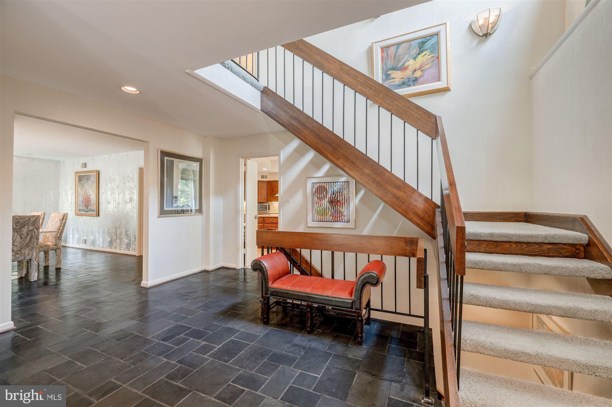 10200 Counselman Road Potomac, MD 20854 - Photo 31 of 82 open staircase, huge window at landing