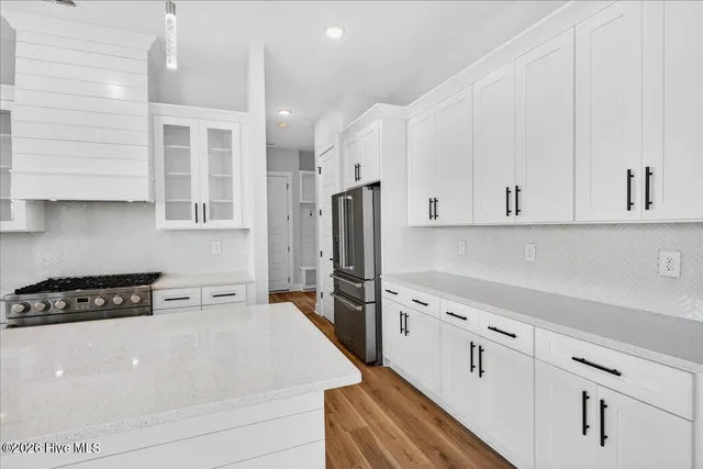 $825,000 | 520 South Middleton Drive Northwest, Calabash, NC 28467