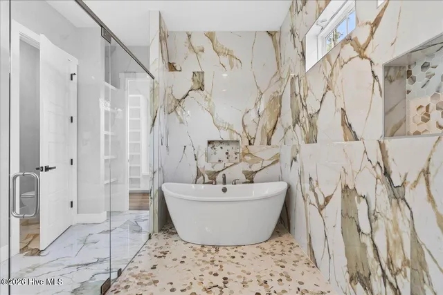 $825,000 | 520 South Middleton Drive Northwest, Calabash, NC 28467