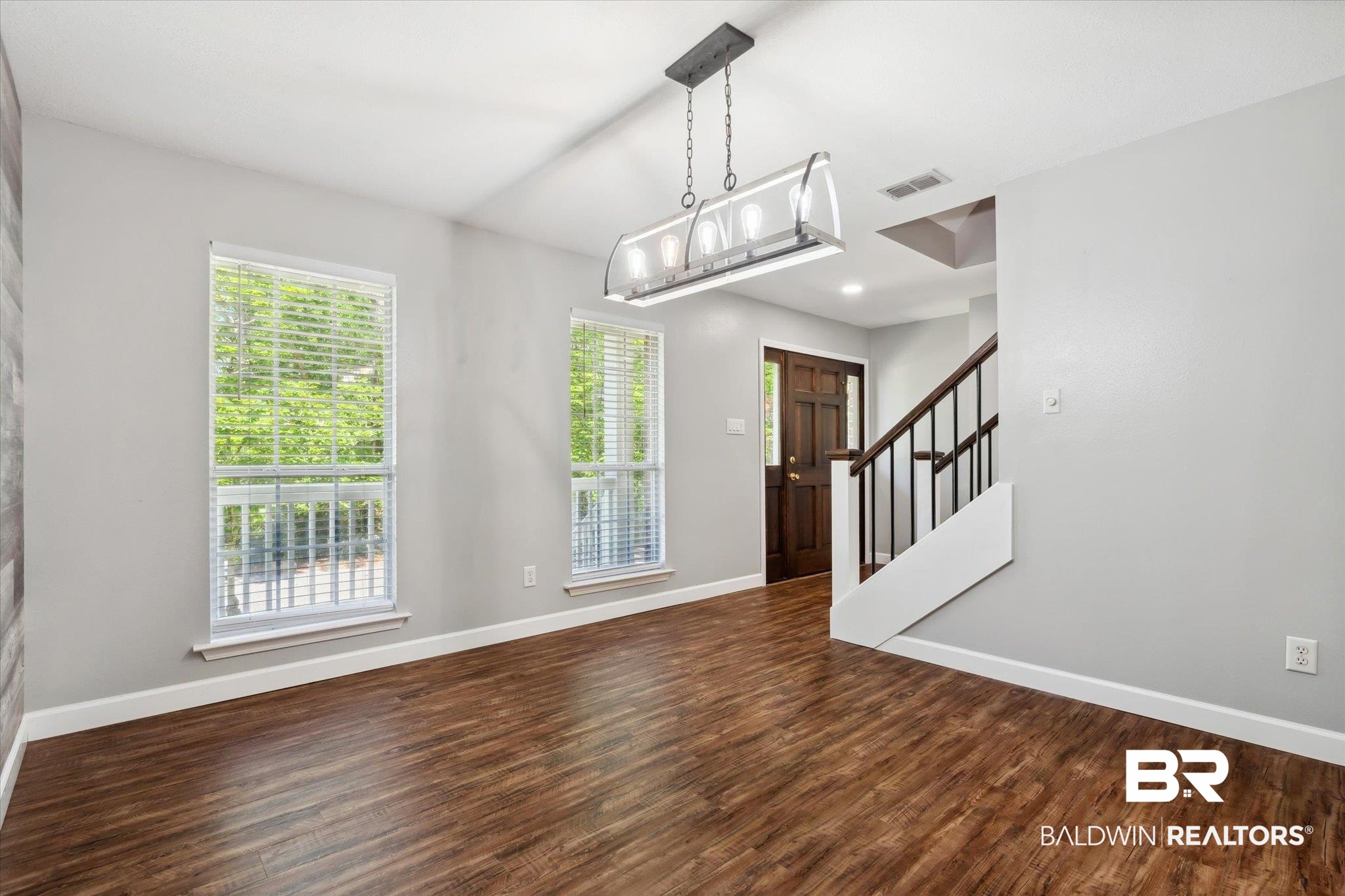 110 Cameron Circle Daphne, AL 36526 - Photo 6 of 41 Dining Room