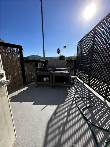 $4,100 | 11438 Moorpark Street, Unit 2, Studio City, CA 91602